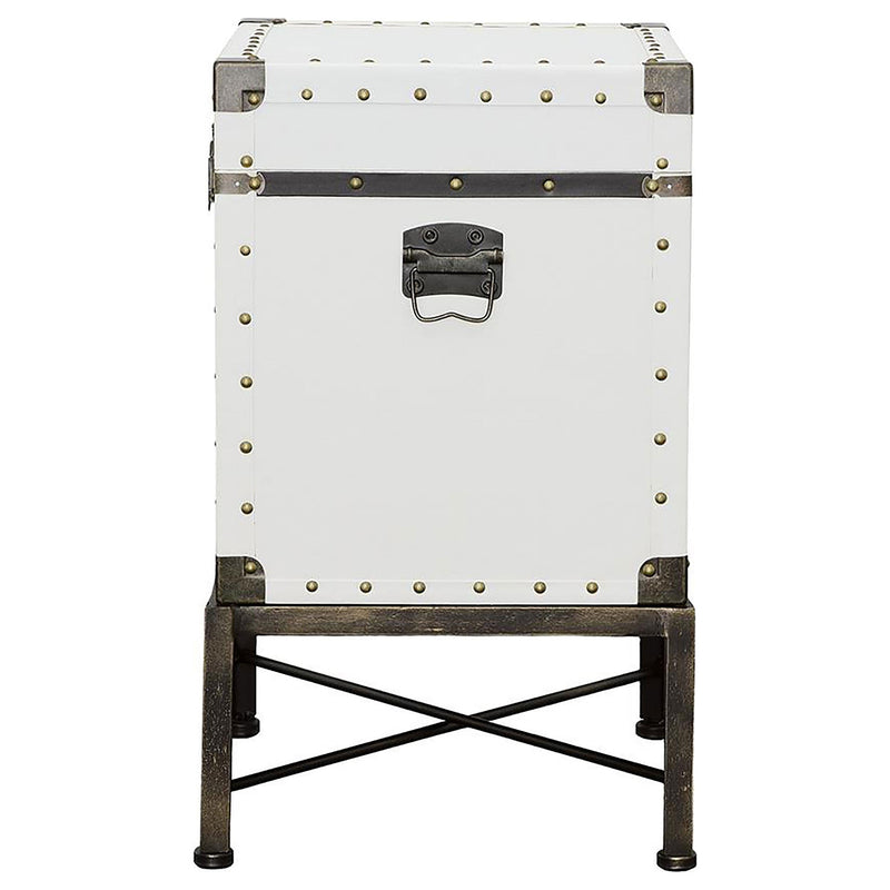 Coaster Furniture Nancy 902819 Upholstered Vintage Side Table Storage Trunk - White IMAGE 4