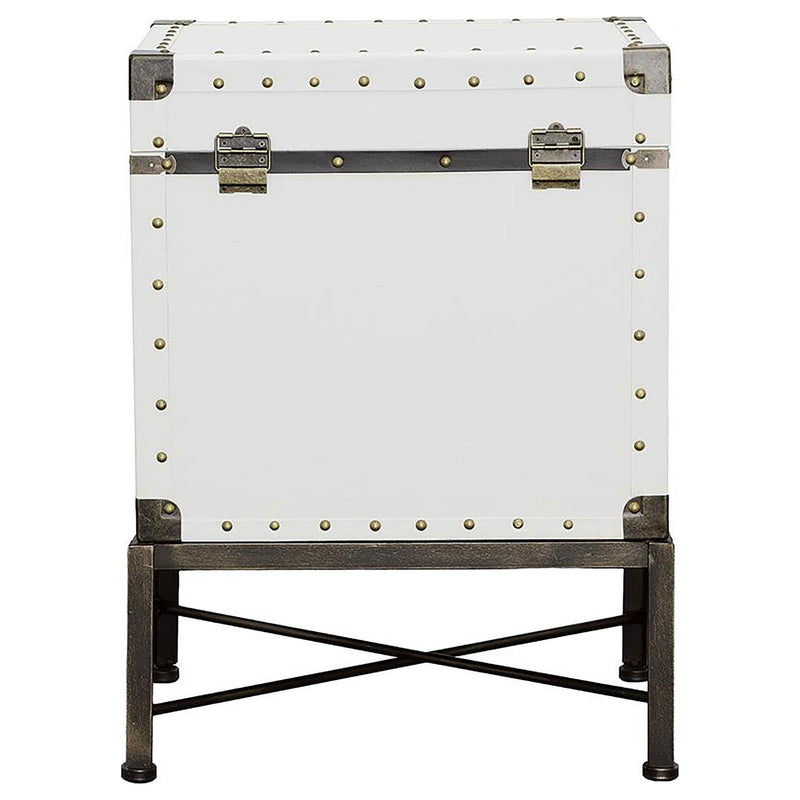 Coaster Furniture Nancy 902819 Upholstered Vintage Side Table Storage Trunk - White IMAGE 5