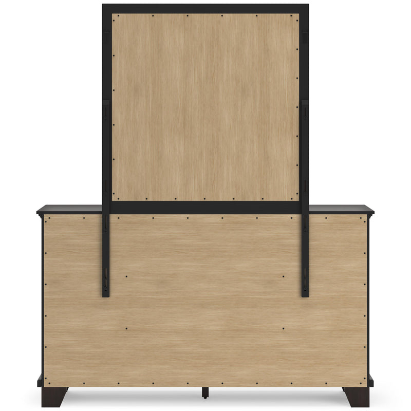 Signature Design by Ashley Covetown 7-Drawer Dresser with Mirror B441-31/B441-36 IMAGE 5