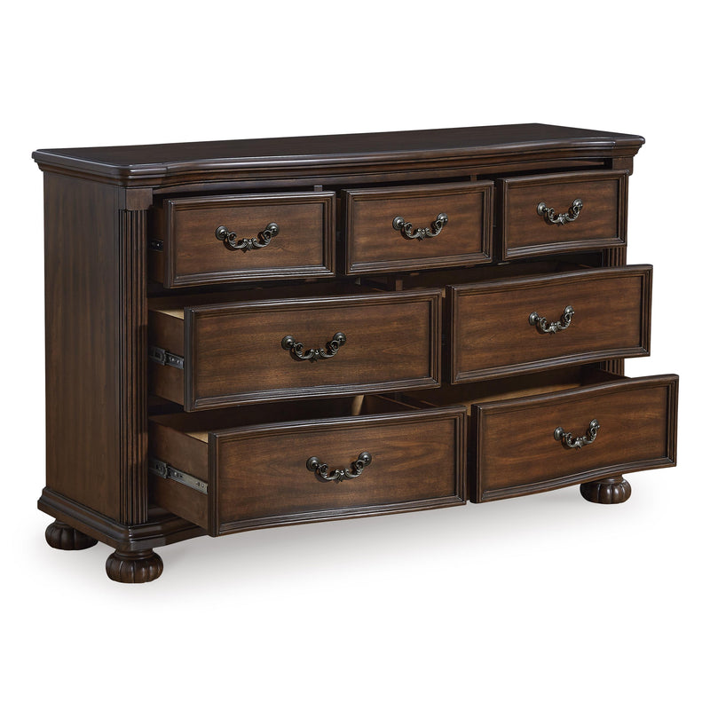 Signature Design by Ashley Lavinton 7-Drawer Dresser B764-31 IMAGE 2