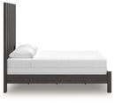Fraluna - Panel Bedroom Set